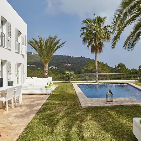 New Stunning In Cap Martinet Santa Eularia des Riu