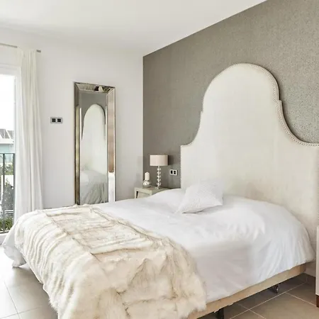 Daire New Stunning In Cap Martinet Santa Eularia des Riu